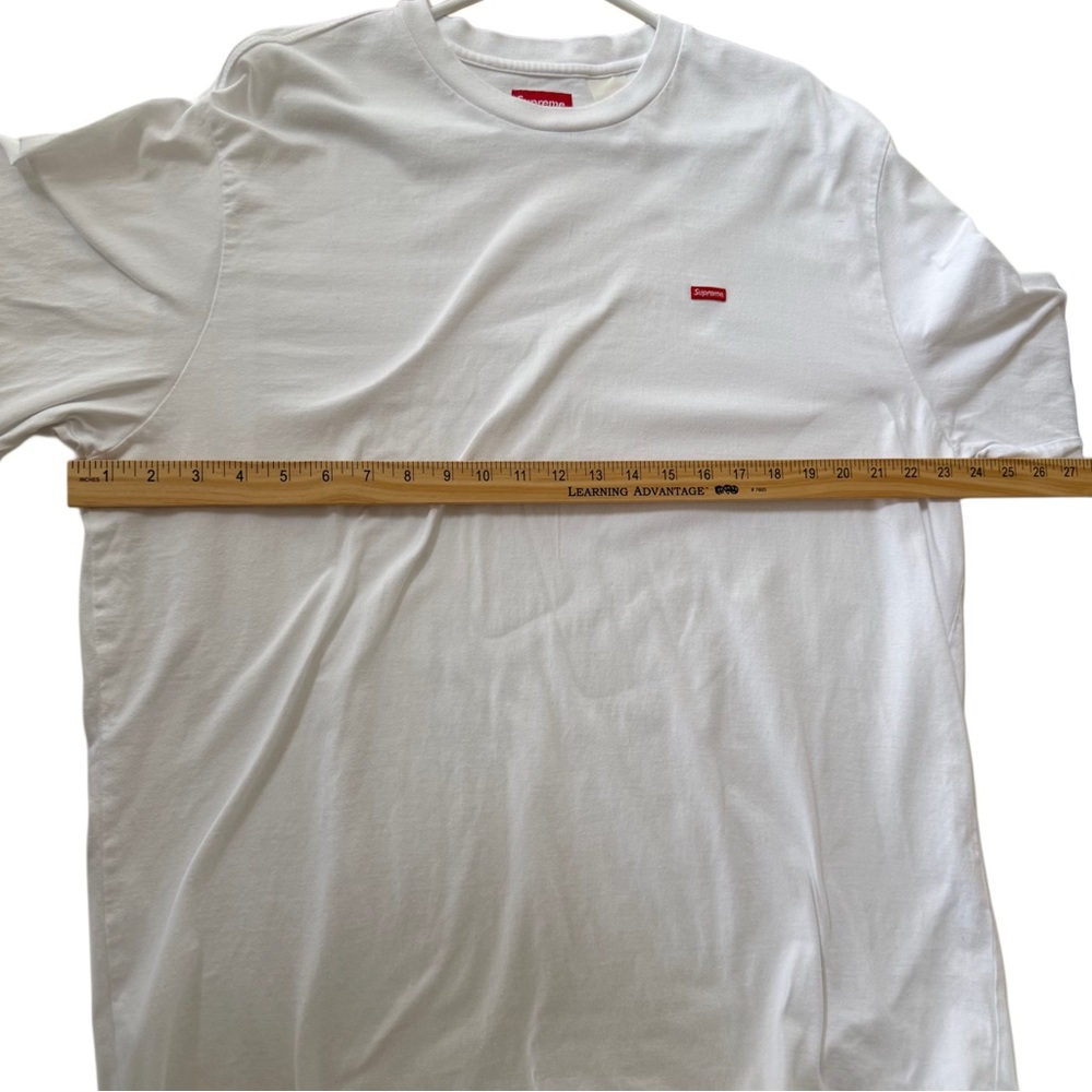 Supreme White Long Sleeve with Small Red Box Logo Patch XL Authentic - Picture 10 of 11